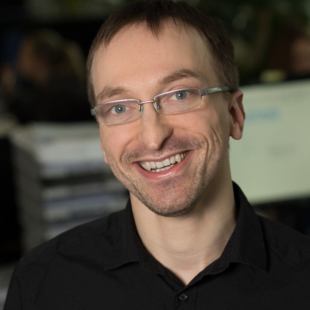 Porträt eines Beraters für BWL und Digitales
