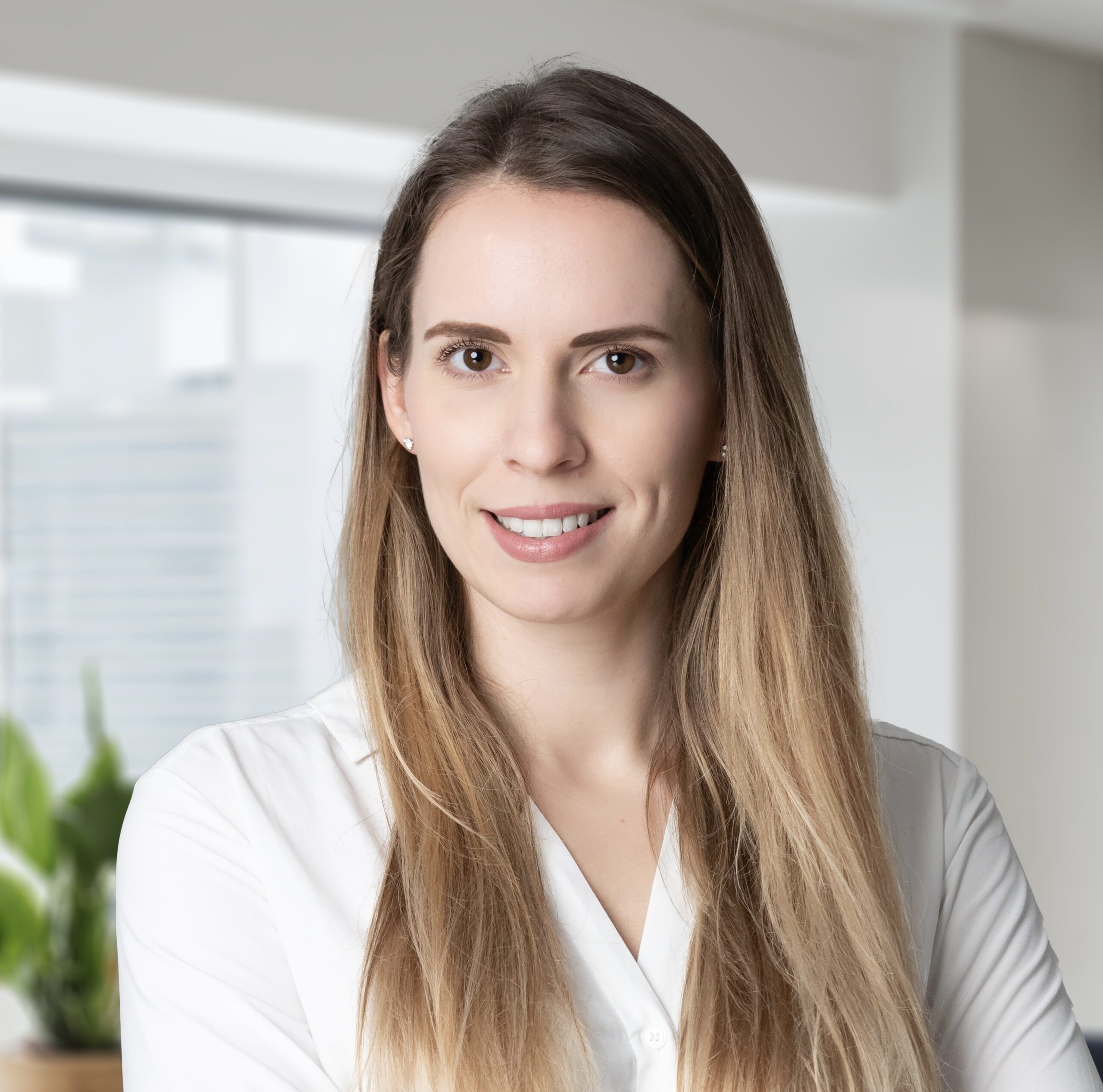 Porträt einer Online-Marketing-Trainerin
